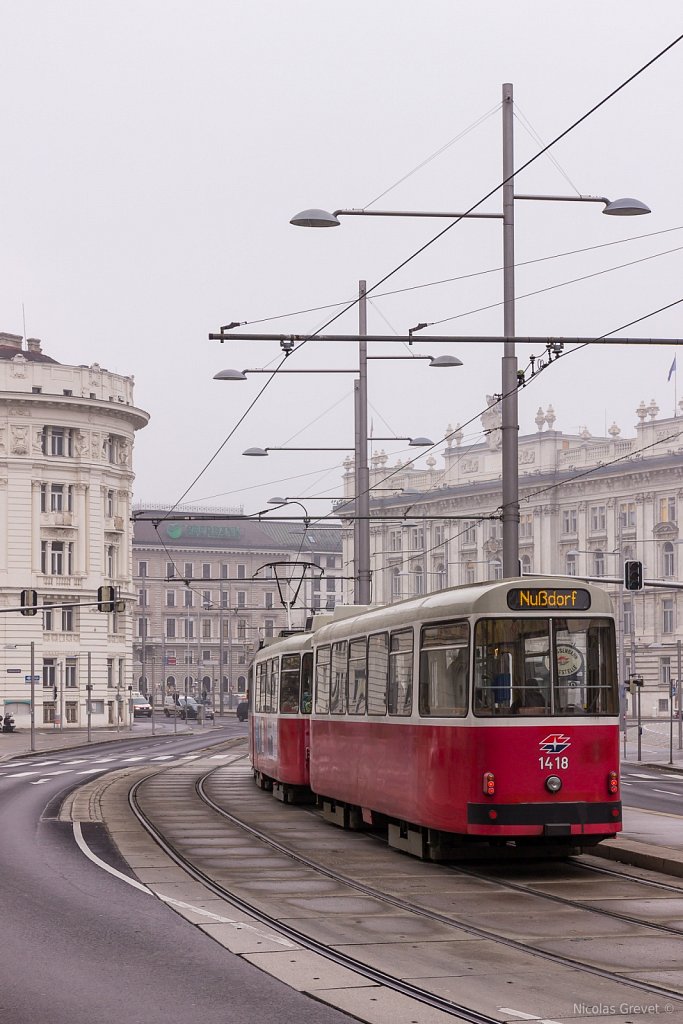 Schwarzenbergplatz Tramway