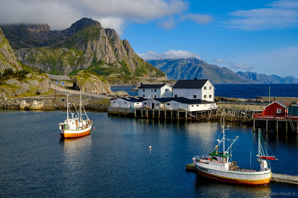 hamnøya Harbor